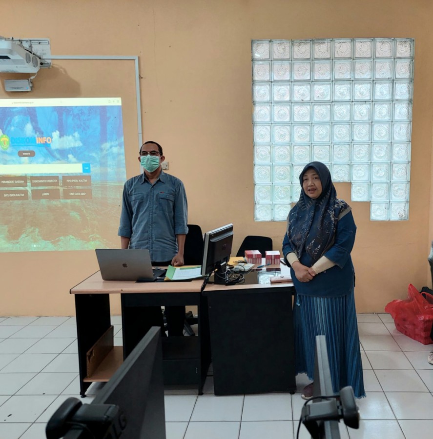 Pelatihan Bagi Pelajar PKL dan Tenaga Alih Daya (TAD) di Lingkungan Diskominfo Prov Kaltim
