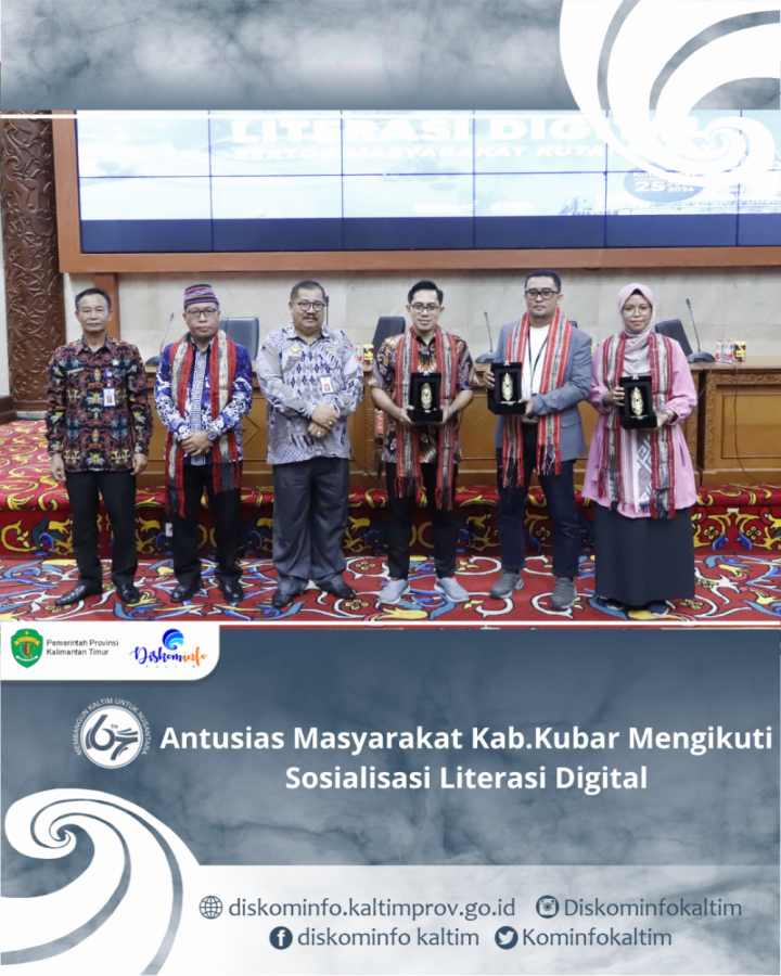 Antusias Masyarakat Kab.Kubar Mengikuti  Sosialisasi Literasi Digital